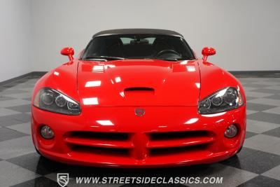 2005 Dodge Viper SRT-10