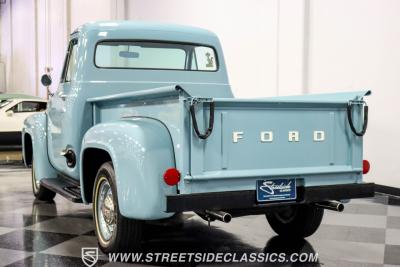 1953 Ford F-100