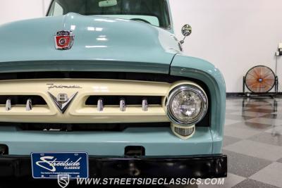 1953 Ford F-100