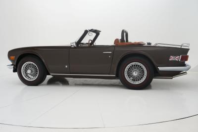 1973 Triumph TR6 w/ Overdrive