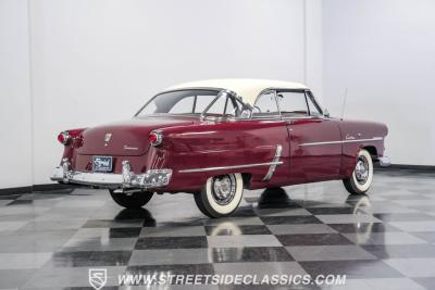 1952 Ford Crestline Victoria