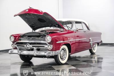 1952 Ford Crestline Victoria