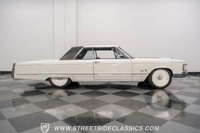 1967 Chrysler Imperial Crown