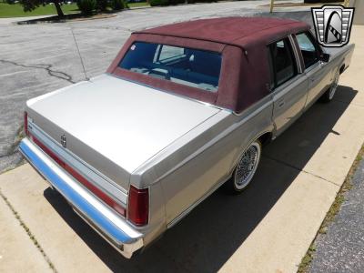 1988 Lincoln Town Car