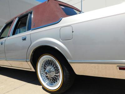 1988 Lincoln Town Car