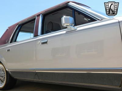 1988 Lincoln Town Car