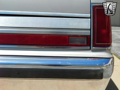 1988 Lincoln Town Car