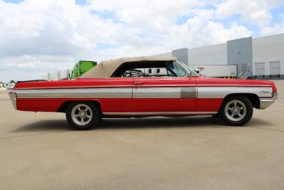 1962 Oldsmobile Starfire