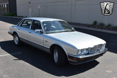 1991 Jaguar XJ6