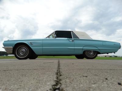 1965 Ford Thunderbird