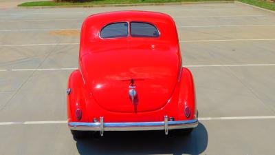 1939 Ford Deluxe