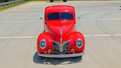 1939 Ford Deluxe