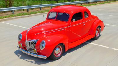 1939 Ford Deluxe