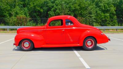 1939 Ford Deluxe