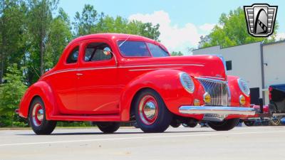 1939 Ford Deluxe