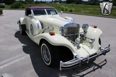 1981 Excalibur Roadster