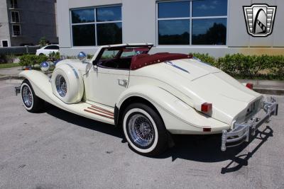 1981 Excalibur Roadster