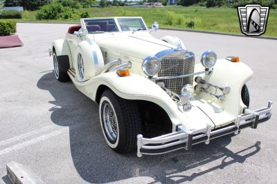 1981 Excalibur Roadster