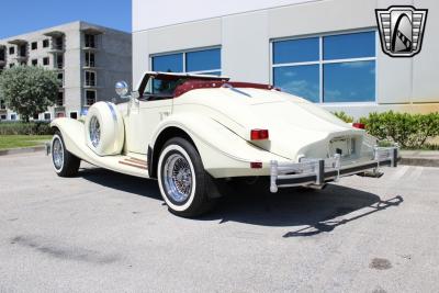 1981 Excalibur Roadster