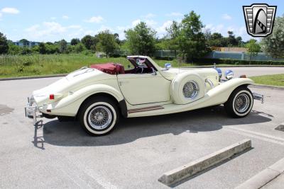 1981 Excalibur Roadster