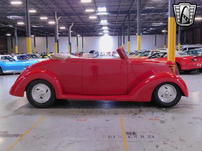 1938 Ford Cabriolet