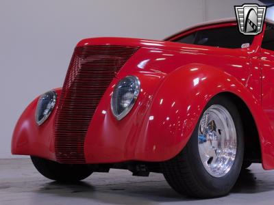 1938 Ford Cabriolet