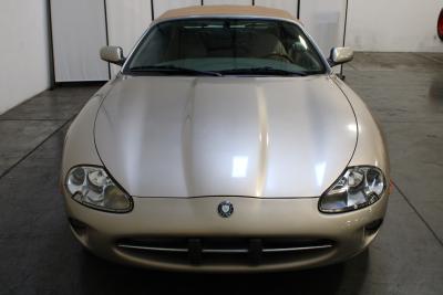 2000 Jaguar XK8