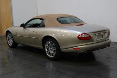 2000 Jaguar XK8