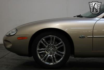 2000 Jaguar XK8