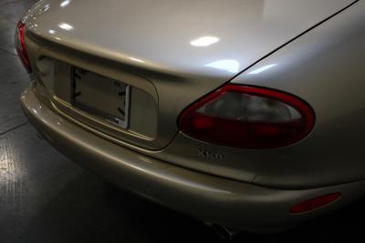 2000 Jaguar XK8