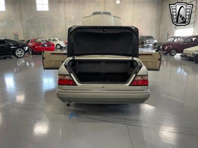 1994 Mercedes - Benz E320