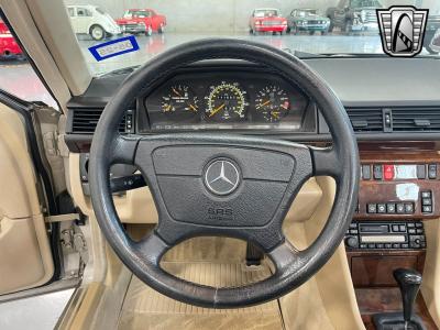 1994 Mercedes - Benz E320