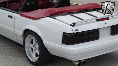 1992 Ford Mustang