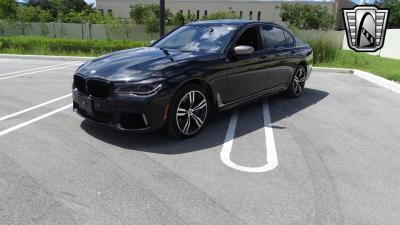 2017 BMW M760i