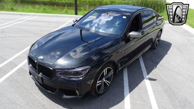 2017 BMW M760i