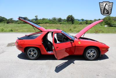 1982 Porsche 928