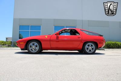 1982 Porsche 928