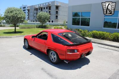 1982 Porsche 928