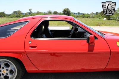 1982 Porsche 928