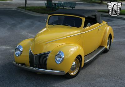 1940 Ford Custom