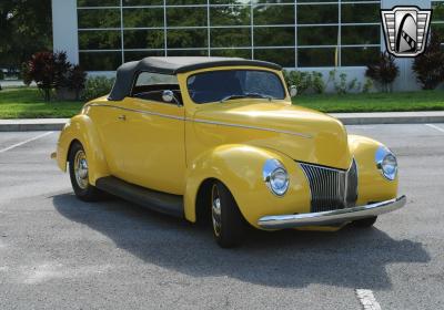 1940 Ford Custom