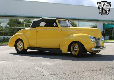 1940 Ford Custom