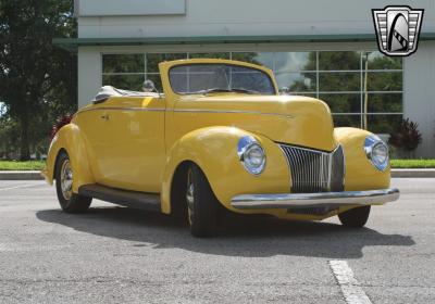 1940 Ford Custom