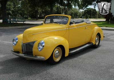 1940 Ford Custom