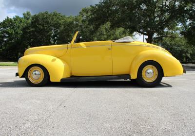 1940 Ford Custom