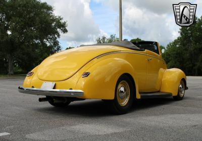 1940 Ford Custom