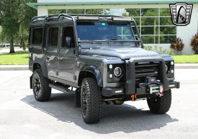 1990 Land Rover Defender