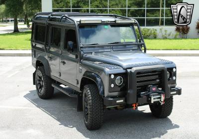 1990 Land Rover Defender