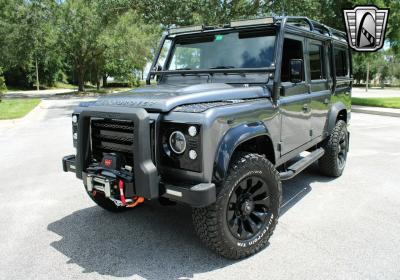 1990 Land Rover Defender