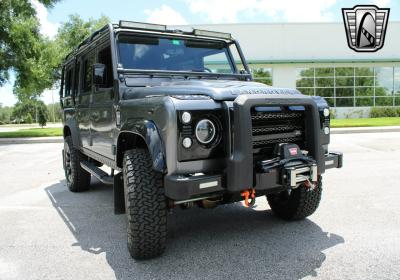 1990 Land Rover Defender